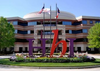 Hanesbrands Inc: Does The Activist Investor Shakeup Indicate The Possibility Of A Turnaround? cover