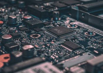 Can AMD's Latest Acquisition Of ZT Systems Pose A Serious Threat to NVIDIA's AI Dominance? cover