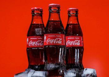 Coca-Cola Defies the Sell-Off: Why KO Just Hit an All-Time High Amid Tariff Turmoil cover