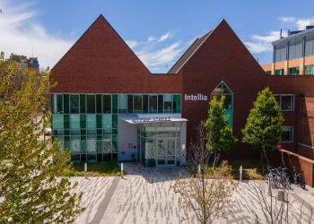 Intellia Therapeutics Loses A Patient & $BILLIONS In Value — Can It Recover? cover